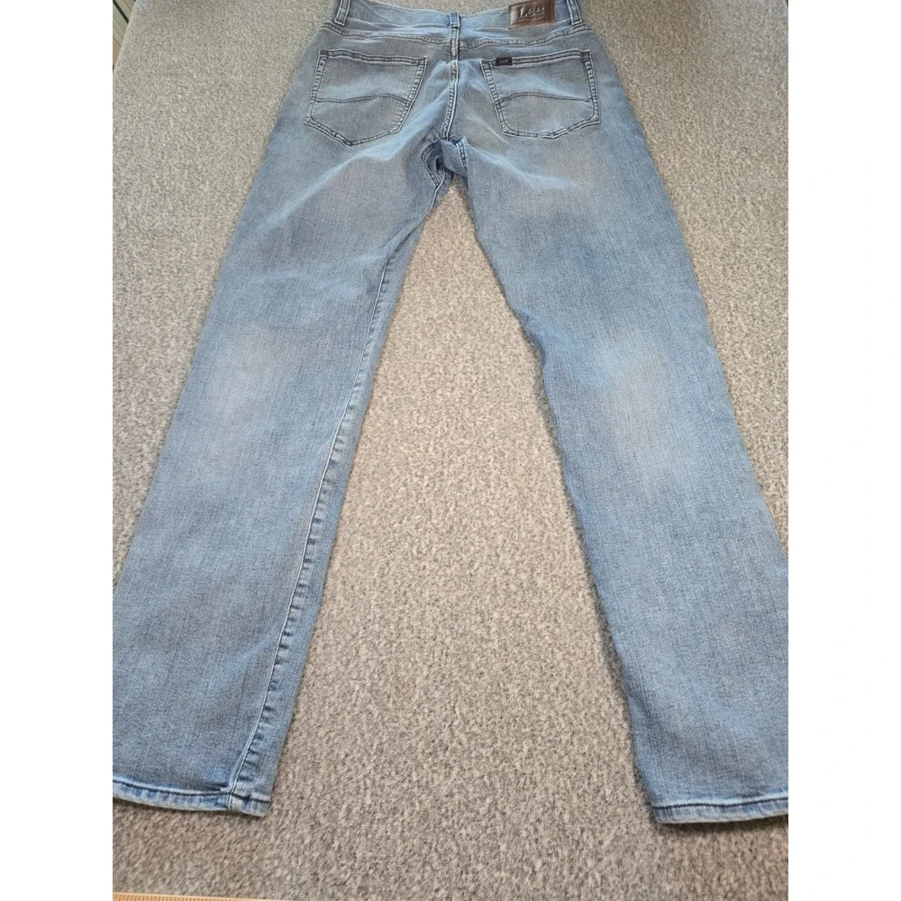Lee Performance Extreme Motion Straight Fit Tapered Leg Mens Size 32x34 Jeans
